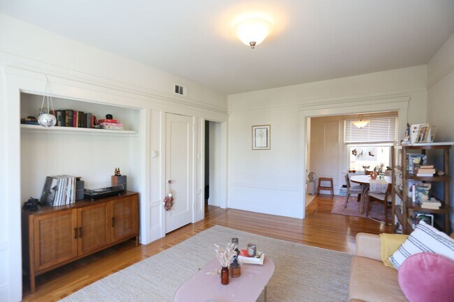 Photo - 3910 Sacramento St Unidad #1