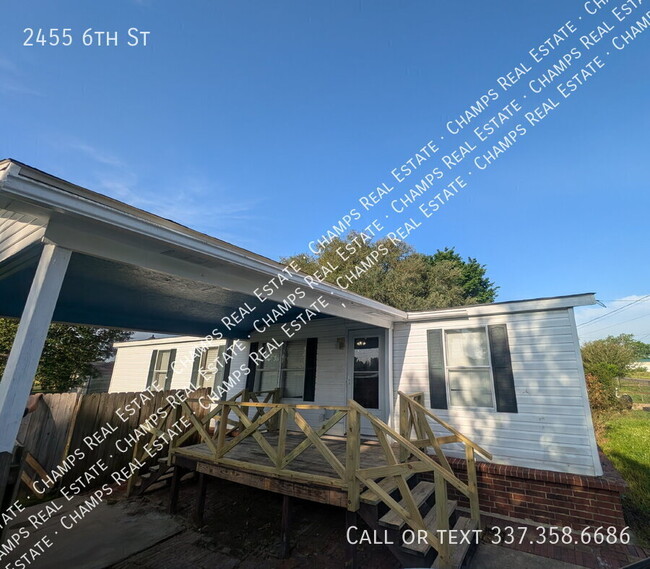 Photo - 2455 6th St Casa