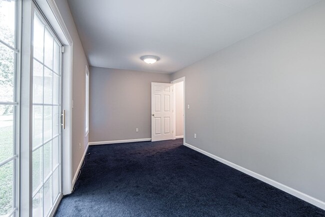 Photo - 157 Leeder Hill Dr