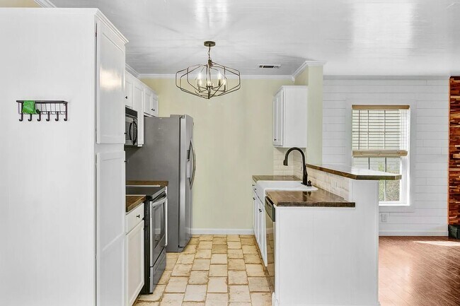 236 Emerald Isle Dr