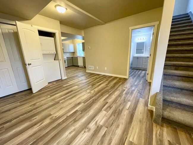 Photo - 2101 E Willamette Ave Unit #101 KT 73