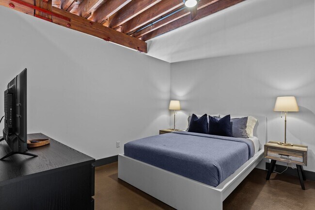 Photo - Peper Lofts @ Laclede's Landing Unidad 3L
