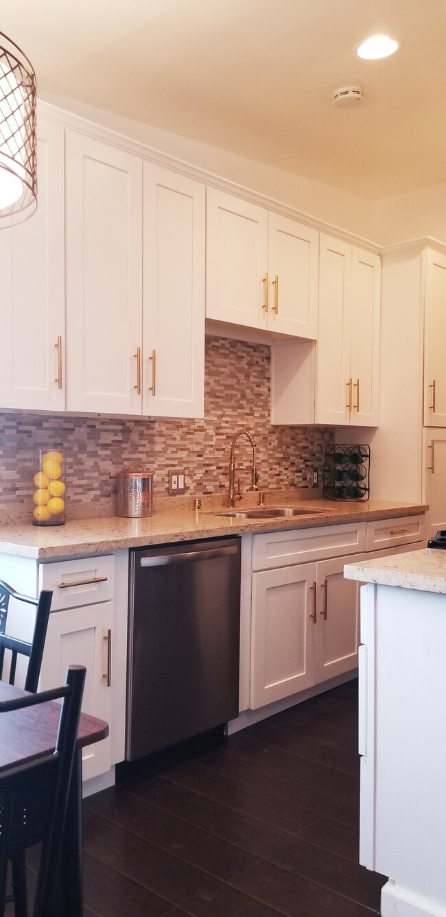 Photo - 1517 18th St Unit F