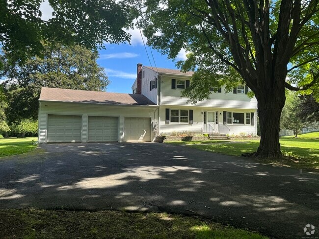 Building Photo - 408 Hut Hill Rd Rental
