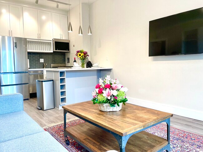 Photo - 1011 Arlington Blvd Unidad 1108
