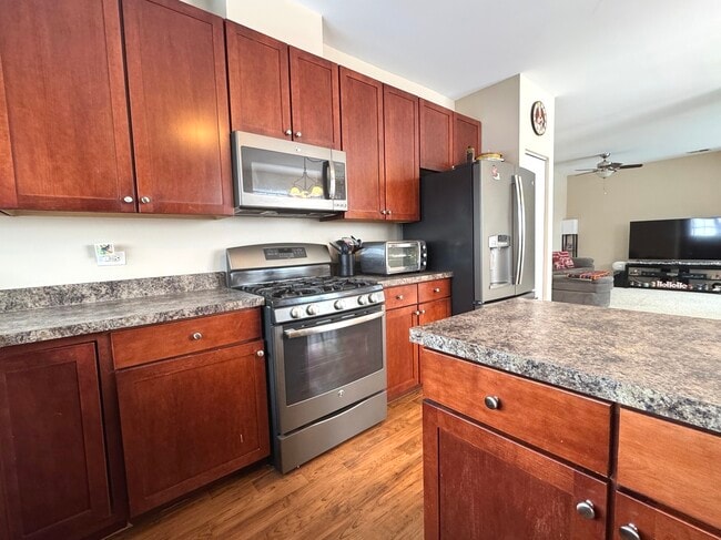 Photo - 4206 Savoy Ln