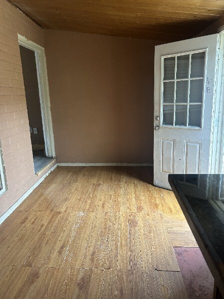 Photo - 155 E 15th Ave