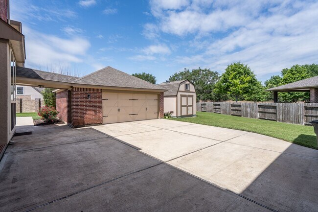 Photo - 2034 Baker Estates Dr