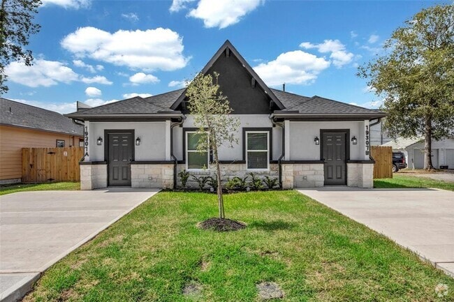 Building Photo - 19307 Sears Dr Rental