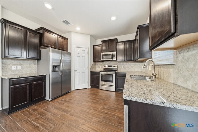 1320 Kiskadee Branch Dr