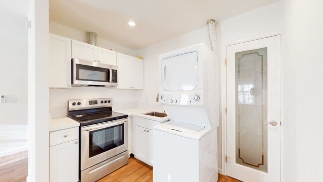 Photo - 205 Waring Ave Unit 2