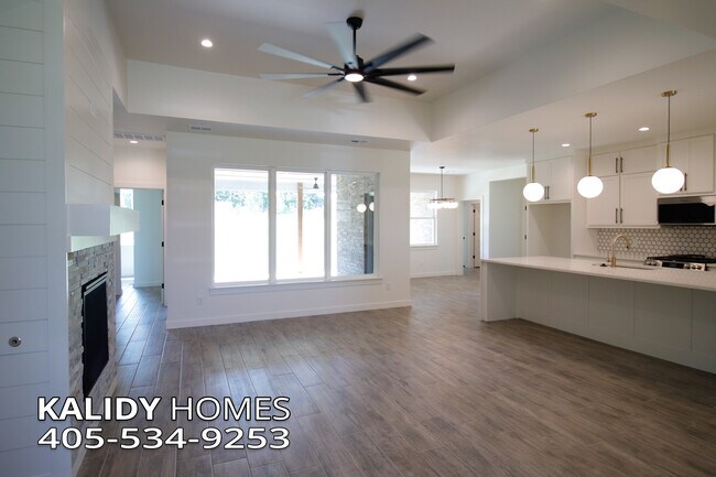 Photo - 2141 Kalidy Dr