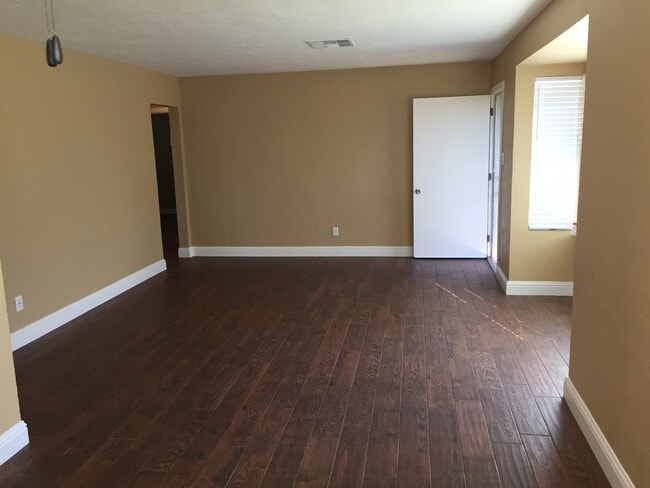 Photo - 3116 River Blvd