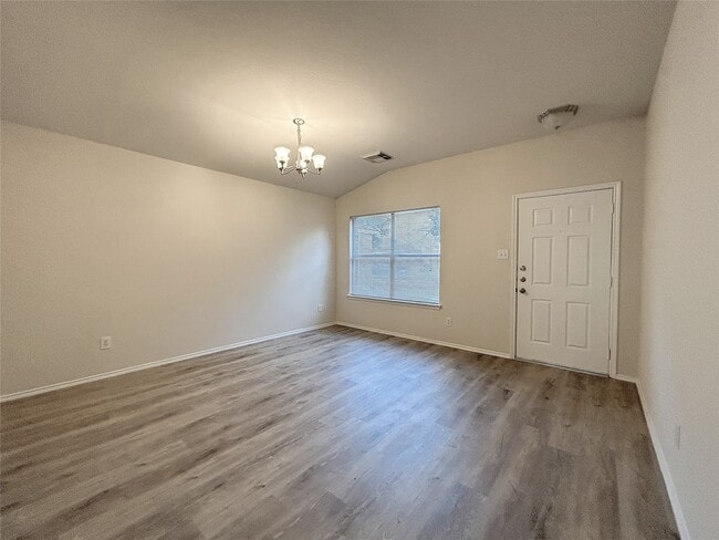 Photo - 24522 Lakecrest Village Dr