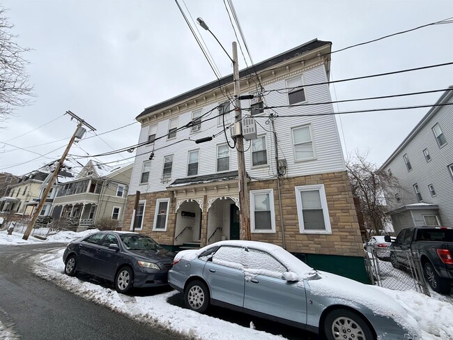 Photo - 15 Laurel St Unit 3