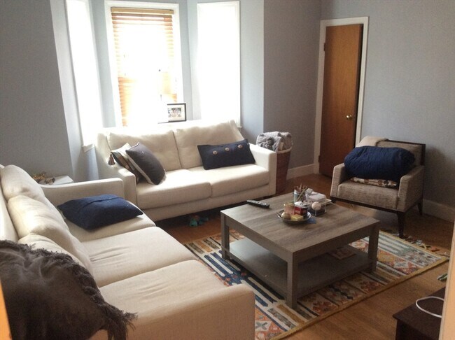 Photo - 149 Grove St Unit 1
