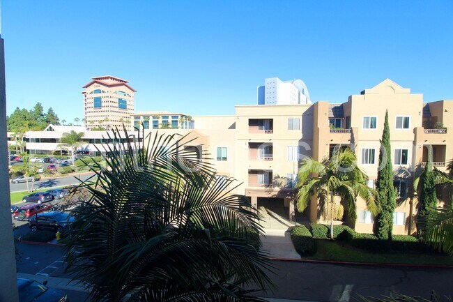 Photo - 3520 Lebon Dr Unidad 5315