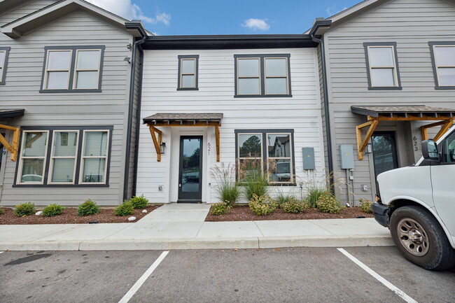 Photo - 621 Wallace Ct Townhome