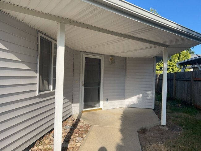 Photo - Silverton Duplex #13146 Unit 1021