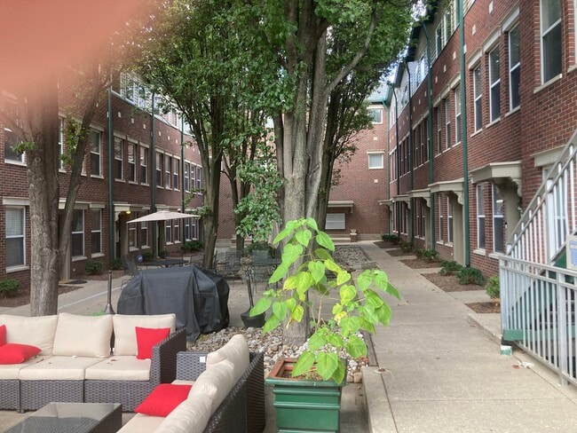 Photo - 943 Baxter Ave Unit 106