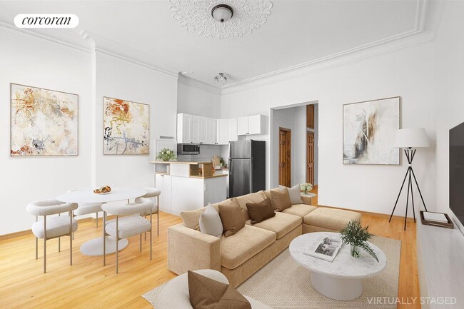 Photo - 267 W 90th St