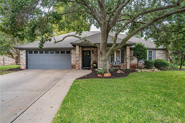 Building Photo - 911 Meadowlark Ln