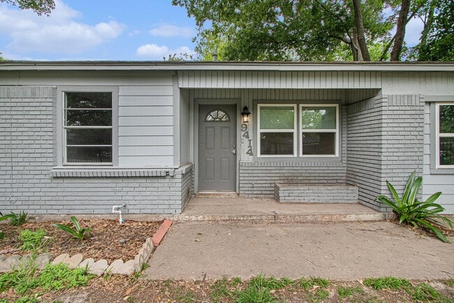 Photo - 9414 Rosehaven Dr