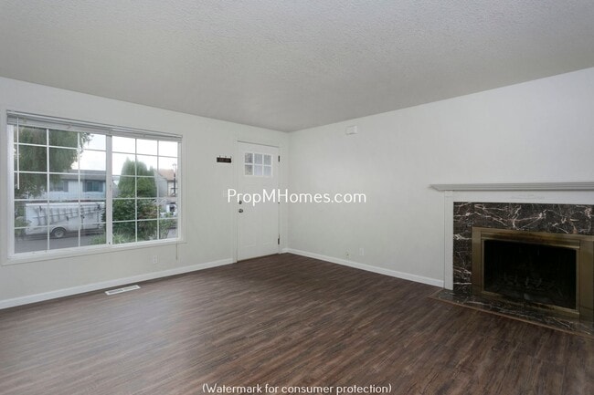 Photo - Quaint Ranch Style Home with Fenced Yard!