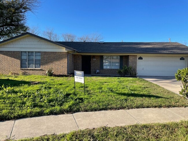 Building Photo - COMING SOON!