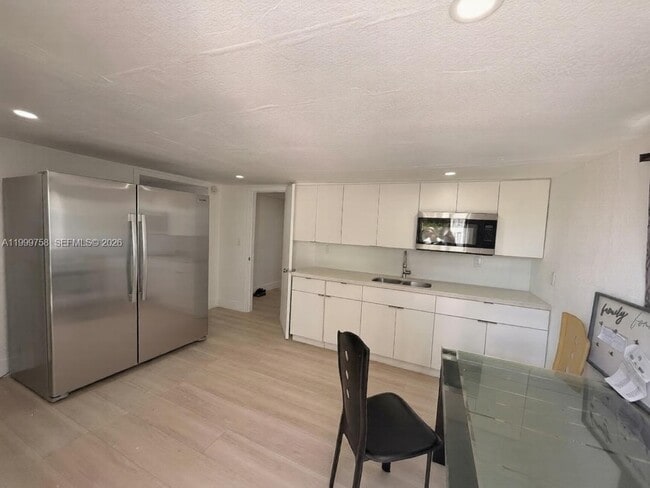 Photo - 15841 NW 18th Pl Unit B