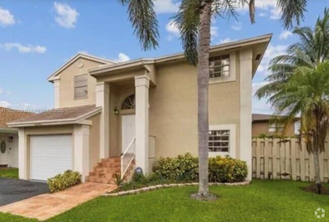 Building Photo - 3700 NW 107th Terrace Rental