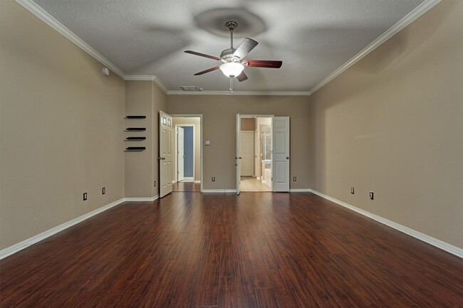 Building Photo - 8406 Oak Villa Ct Rental