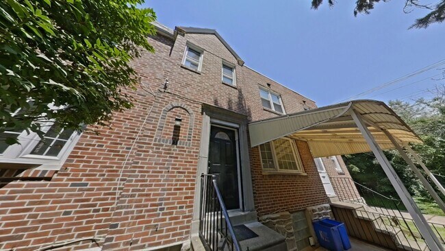 Photo - 2413 N 50th St