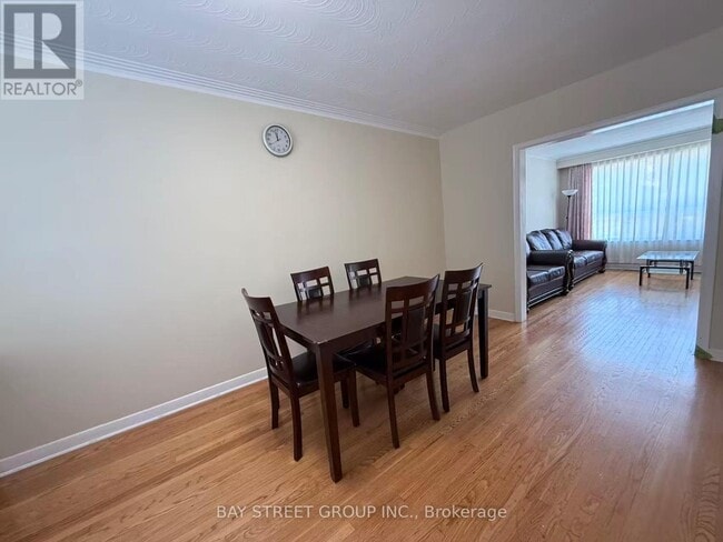 Photo - 366 Highfield Rd