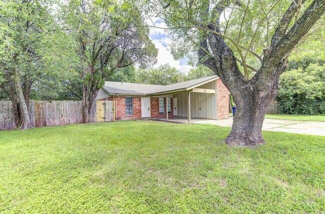 Photo - 5301 Indio Cir