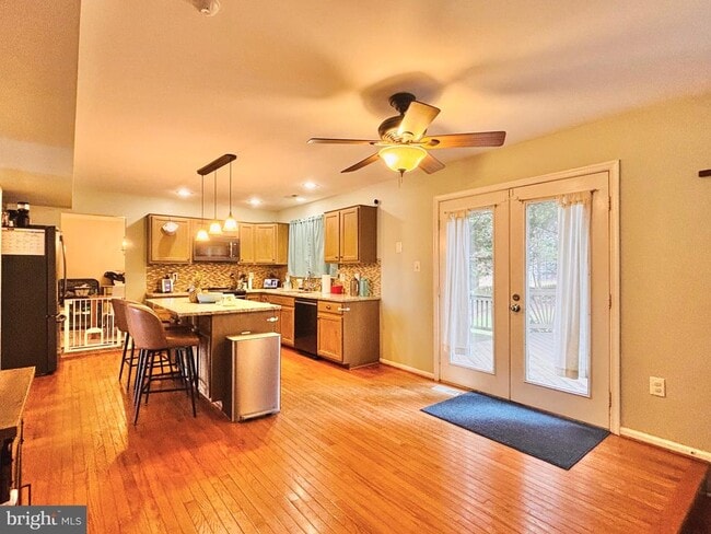 Photo - 6 Forest Vista Ln