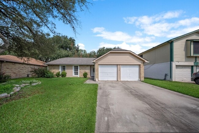 Building Photo - 15738 Tammany Ln