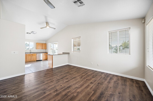 Photo - 4032 N 14th Pl