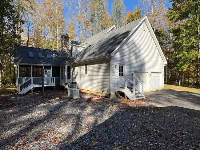 Photo - STUNNING SECLUDED HOME ON TREED ACRES - STAFFORD