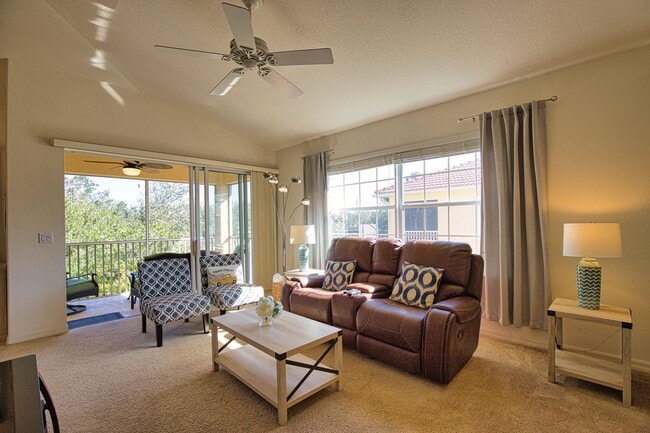 Photo - Annual Unfurnished 2 Bedroom 2 Bathroom Second Floor Condo in Casa Del Lago! Unit 904