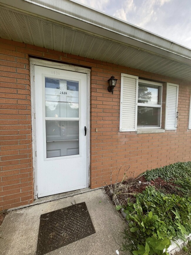 Photo - 1826 Newark Rd House