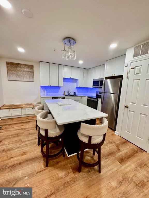 Photo - 597 Primus Ct