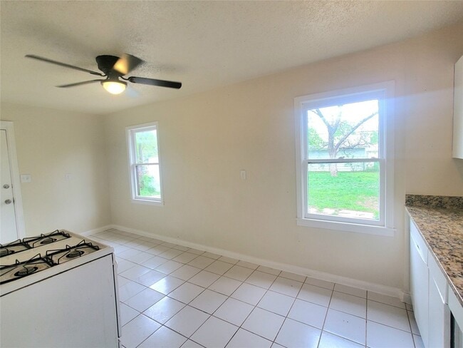 Photo - 1232 Cameron St