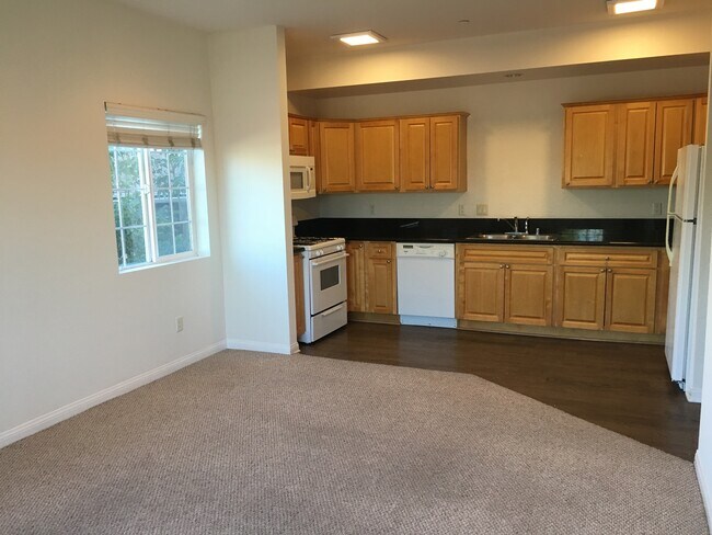 Photo - Skyview Terrace Apartments