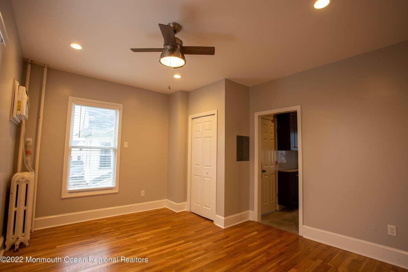 Photo - 6 3rd Ave Unidad 4