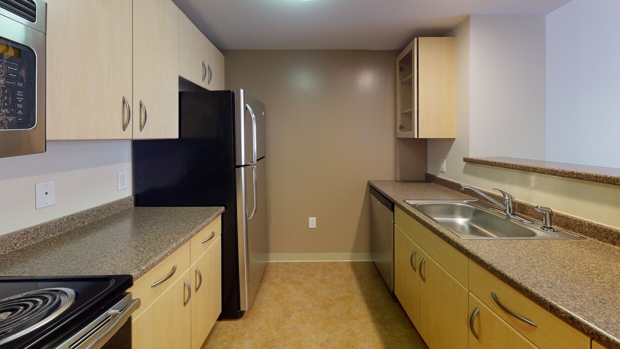 Photo - 160 Pleasant Street Apartments