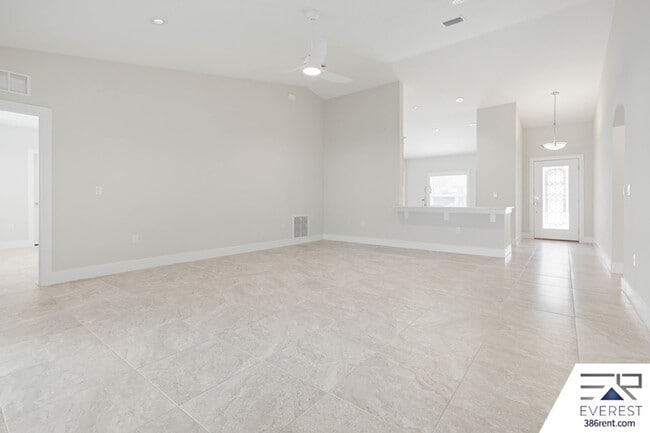 Photo - 22 Woodlyn Ln