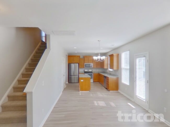 Photo - 2541 Miranda Dr