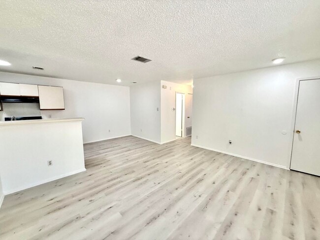Photo - Duplex for Lease in Round Rock