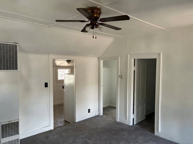 Photo - 160 Gate St